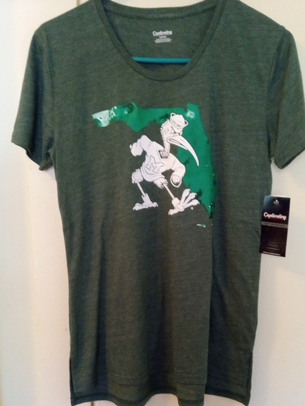 Brand New CAPTIVATING  Short-Sleeve Graphic Tee